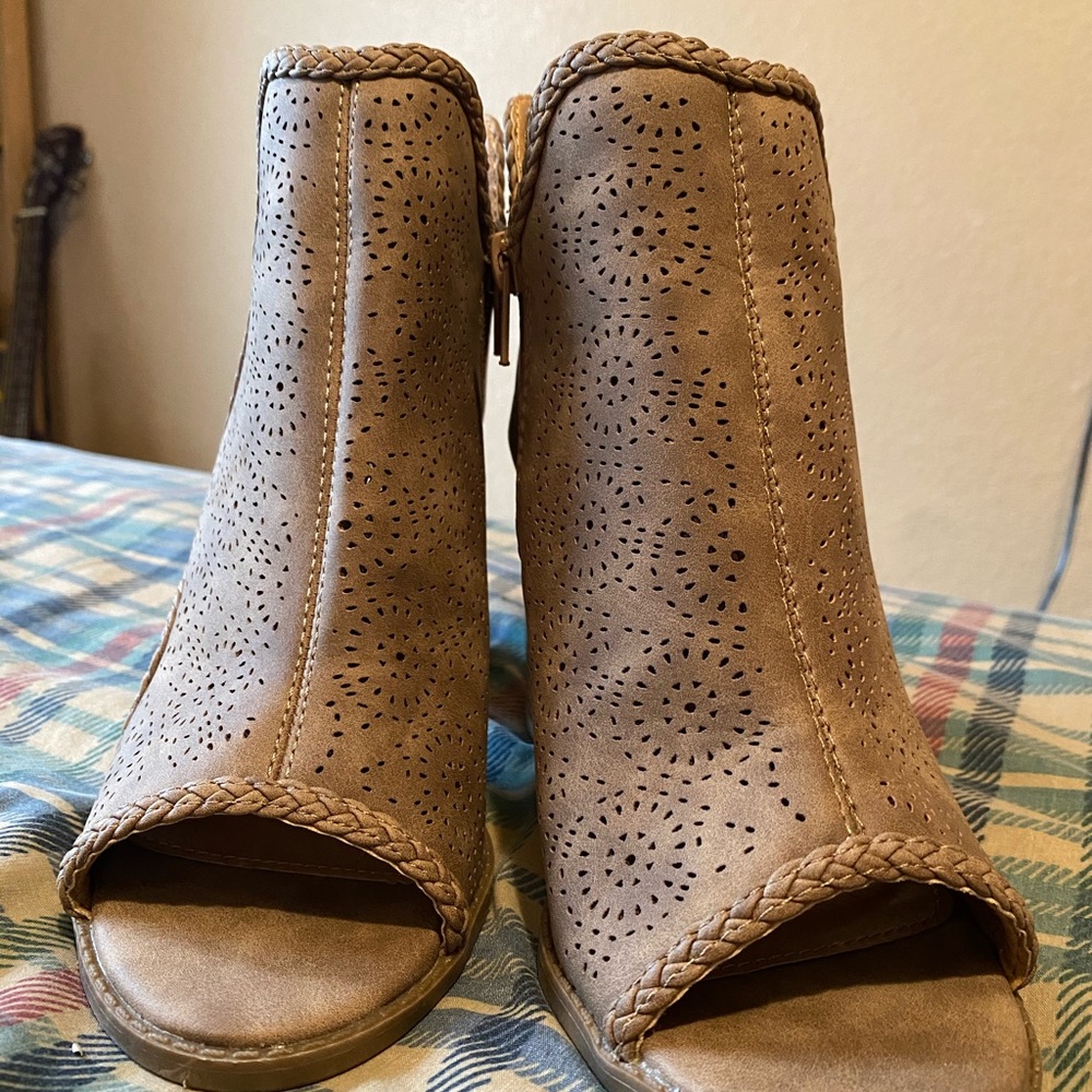 Report open toe booties 6
